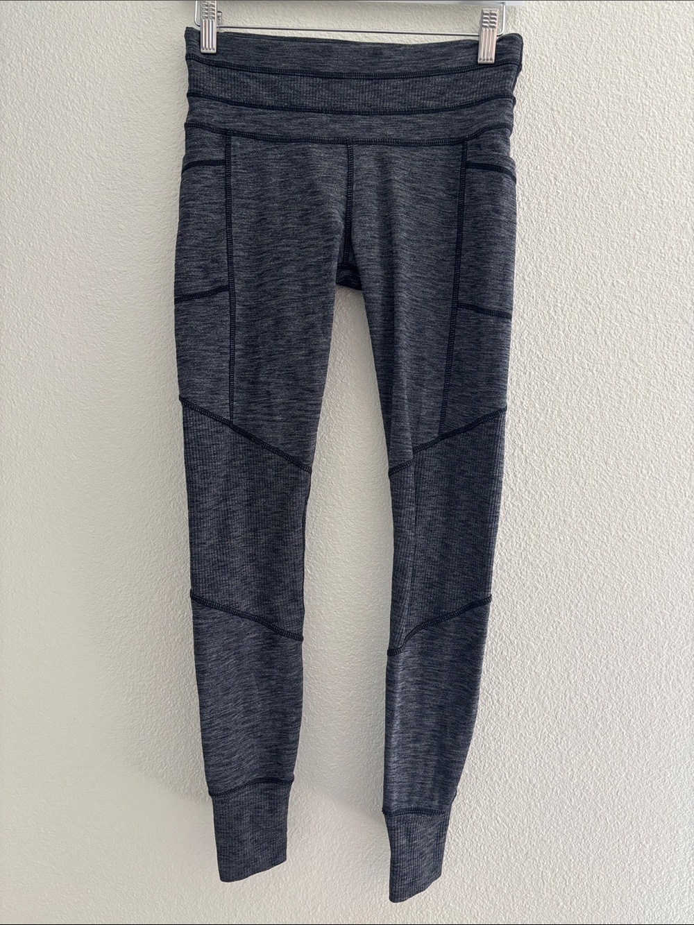 Athleta Activewear Legging Size Small Heather Charcoal Gray Pockets Ribbed Yoga